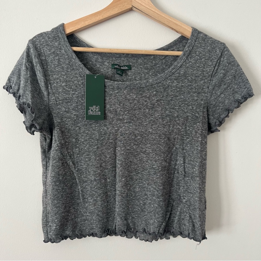 ✨ NWT Wild Fable Lettuce Edge Crop Top